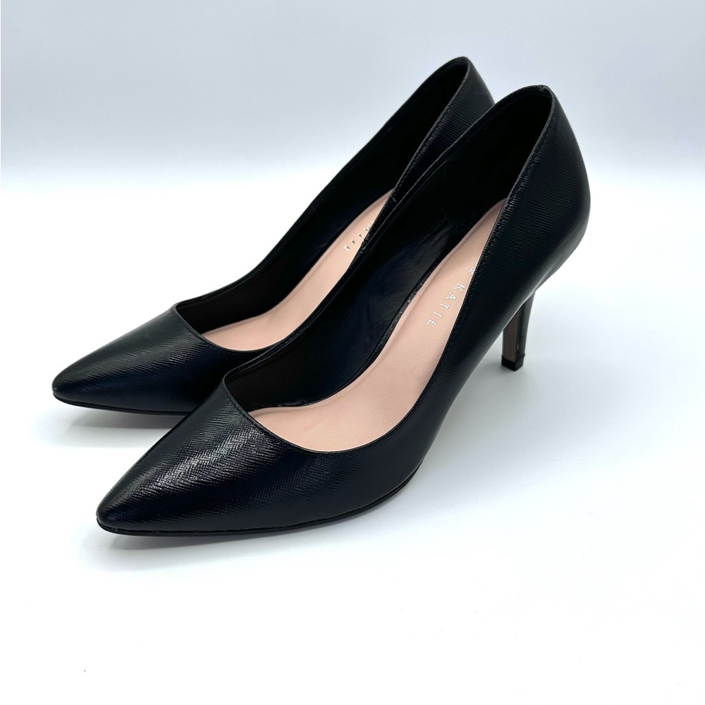 Katie and Kelly Model KK Tessa Black Classic Pumps - Size 9 Heel 3”1/3 PreOwned.